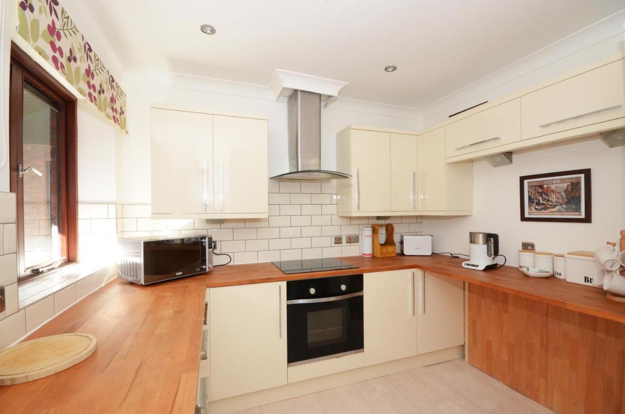 Apartment 5 In York Ngoại thất bức ảnh